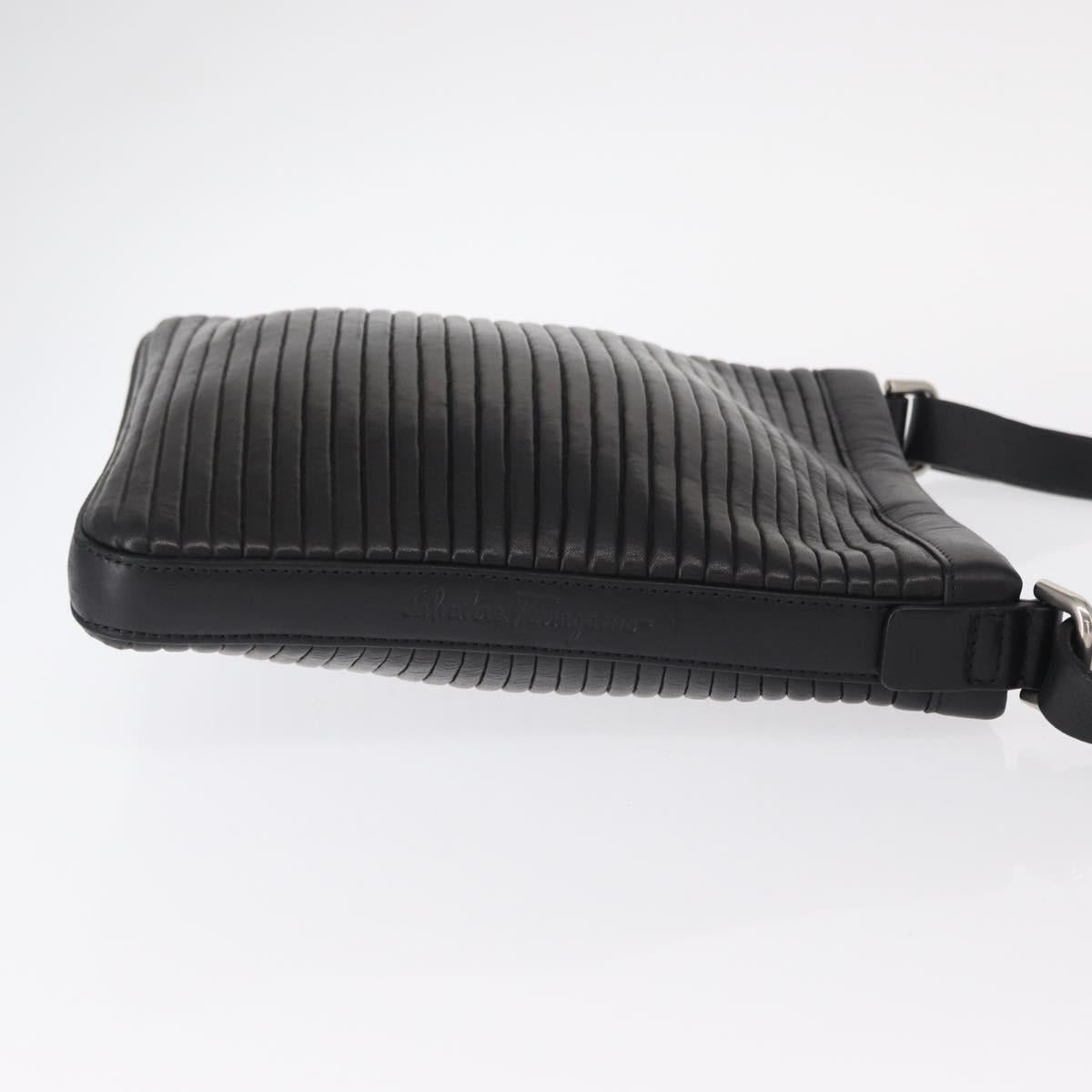 Salvatore Ferragamo Gancini Shoulder Bag Leather Black Silver Auth gh1244