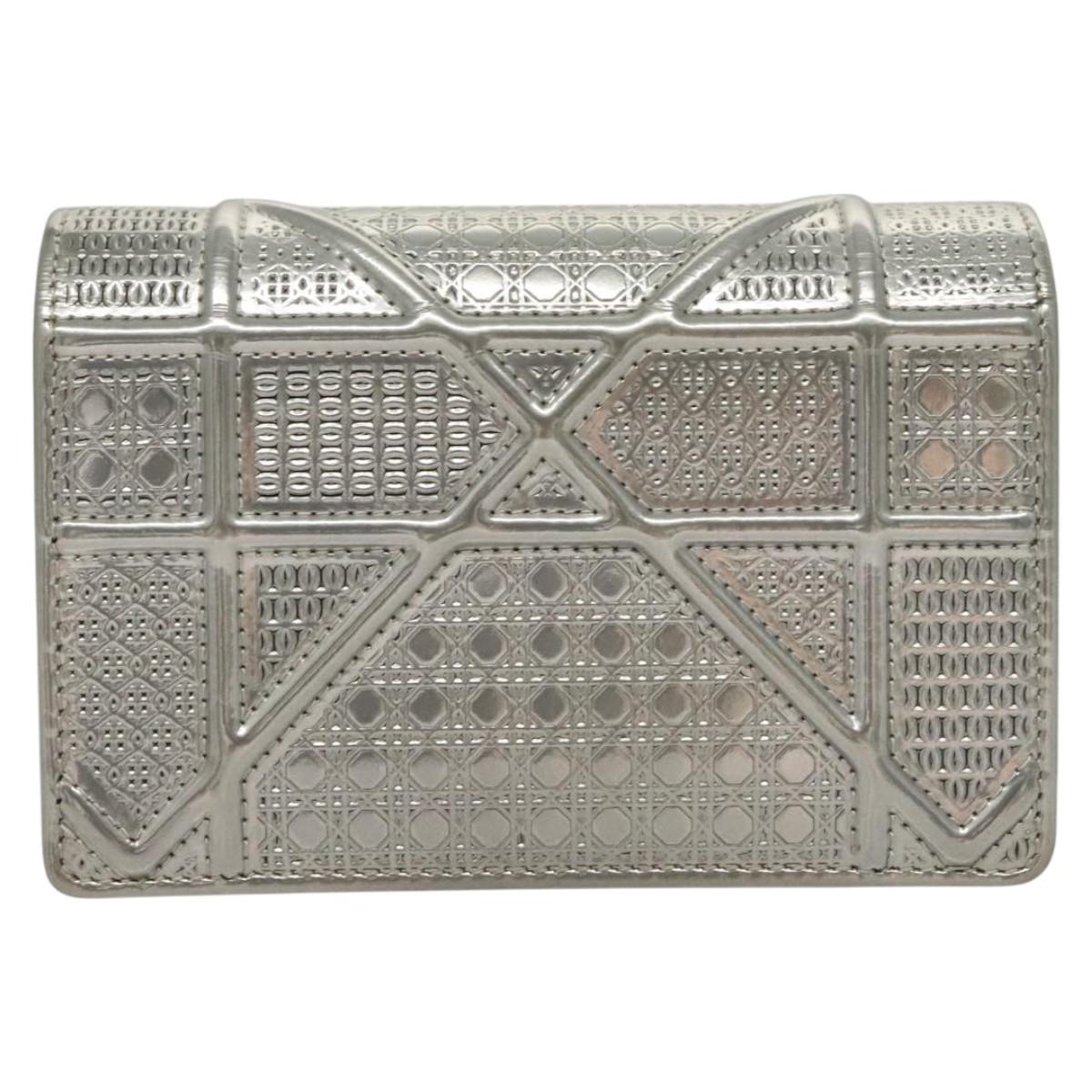 Christian Dior Chain Diomara Shoulder Bag Enamel Silver Auth gh136
