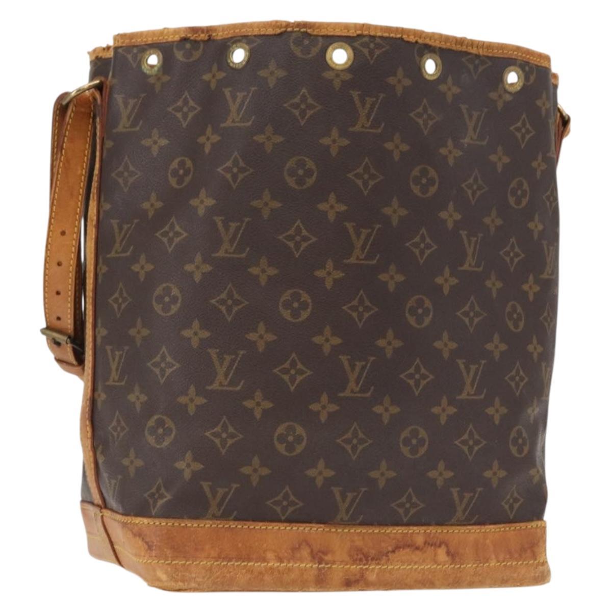 LOUIS VUITTON Monogram Noe Shoulder Bag M42224 LV Auth gh1606