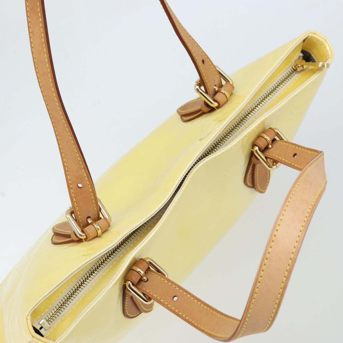 LOUIS VUITTON Monogram Vernis Brentwood Shoulder Bag Perle M91512 LV Auth gh1757