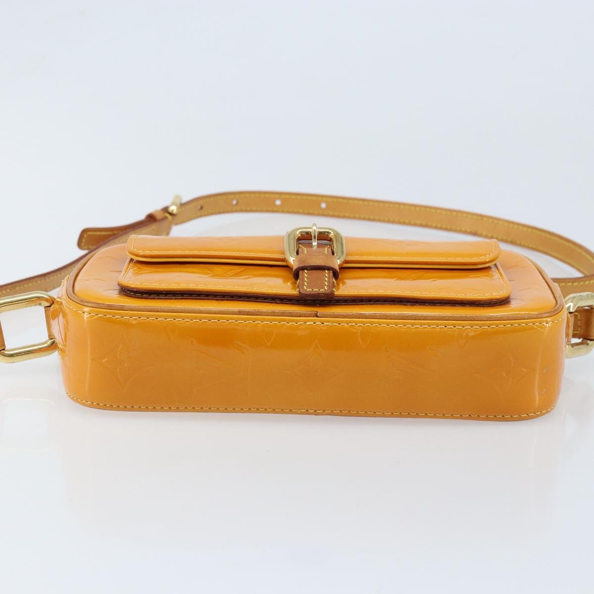 LOUIS VUITTON Monogram Vernis Christy MM Shoulder Bag Jaune M91108 Auth gh1865