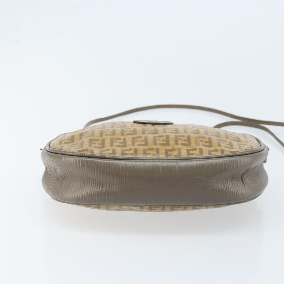 FENDI Zucchino Canvas Shoulder Bag PVC Beige Silver Auth gh1969
