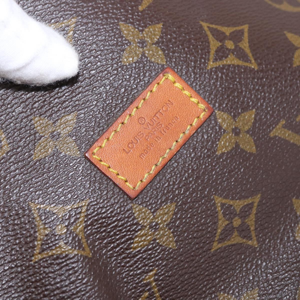 LOUIS VUITTON Monogram Saumur 30 Shoulder Bag M42256 LV Auth gh2120
