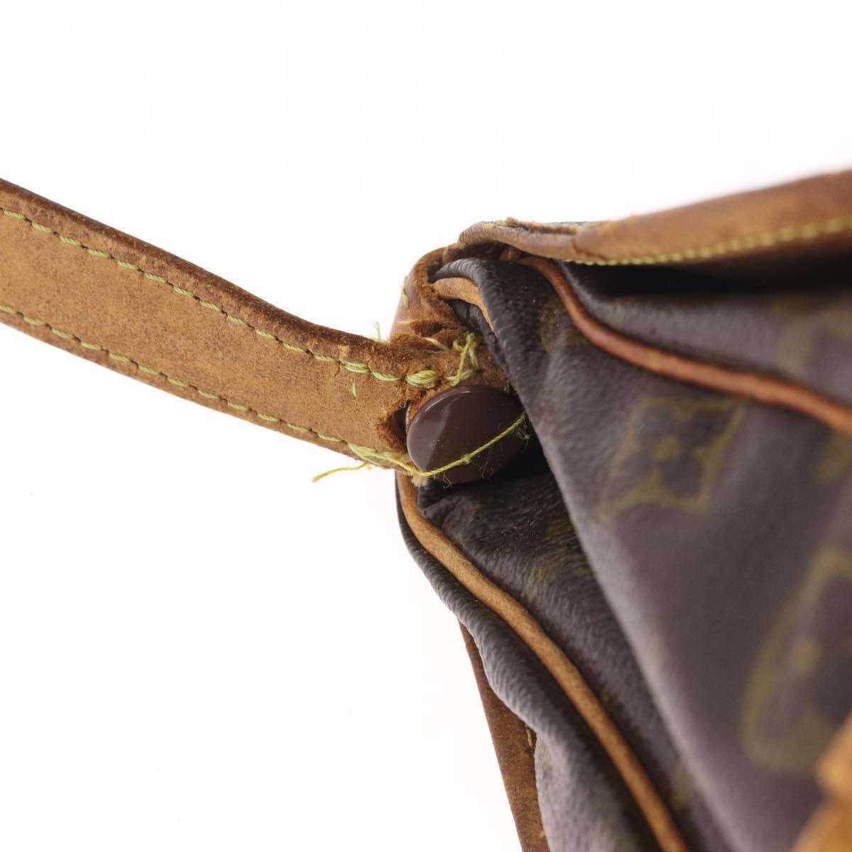 LOUIS VUITTON Monogram Saumur 30 Shoulder Bag M42256 LV Auth gh2120