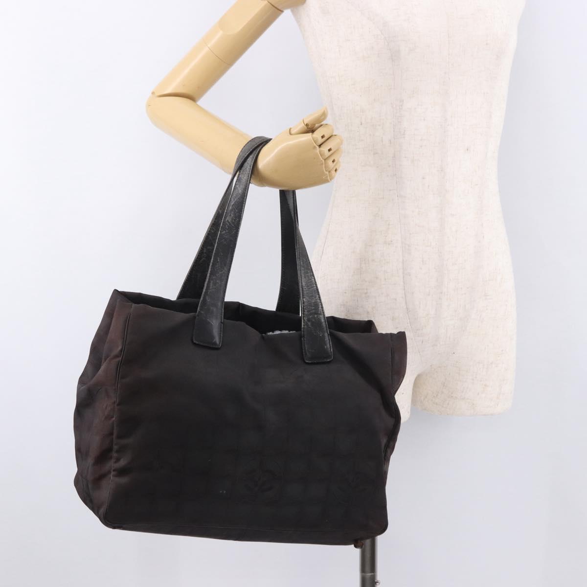 CHANEL New Travel Line Tote Bag Nylon Black CC Auth gh2153