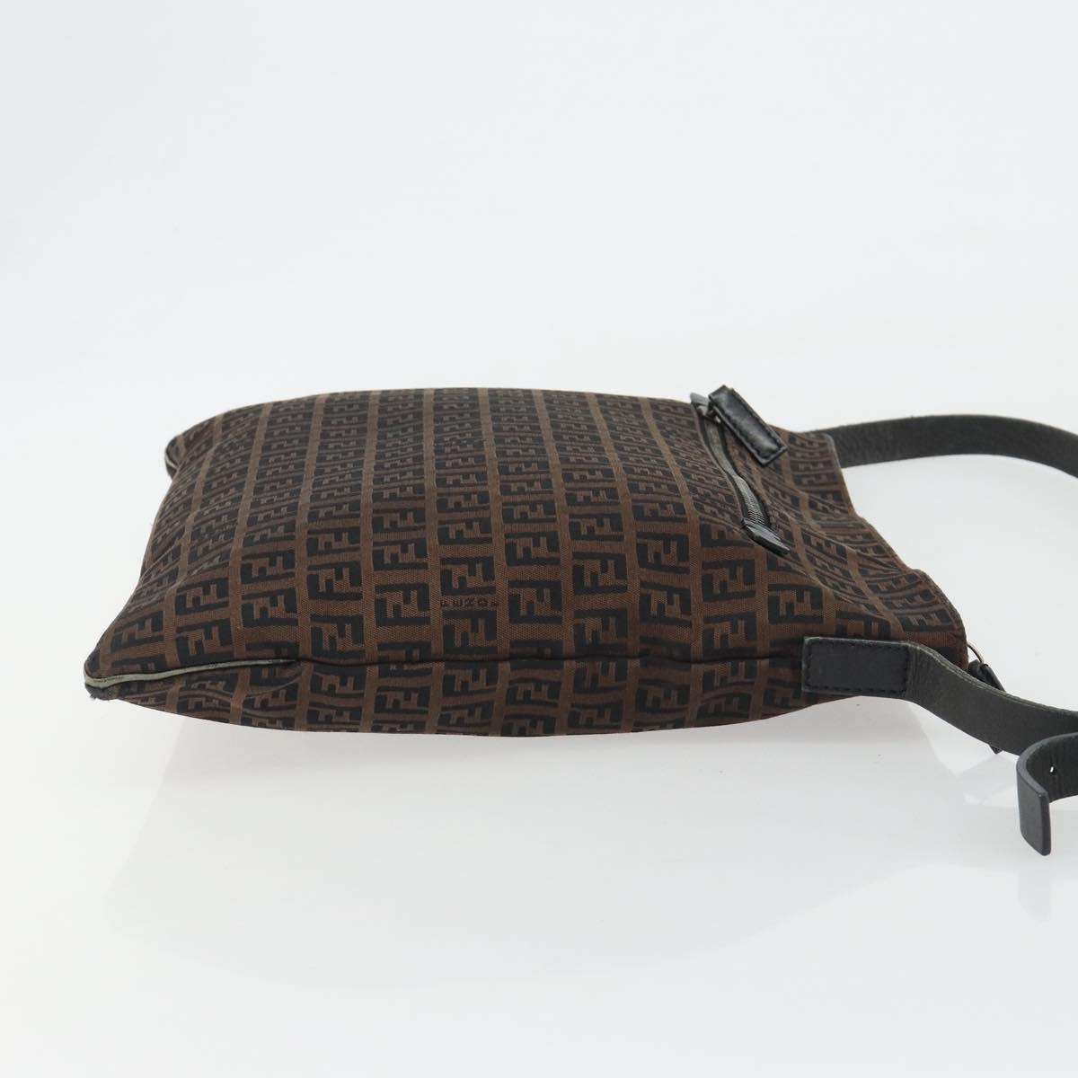 FENDI Zucchino Canvas Shoulder Bag Brown Auth gh2178