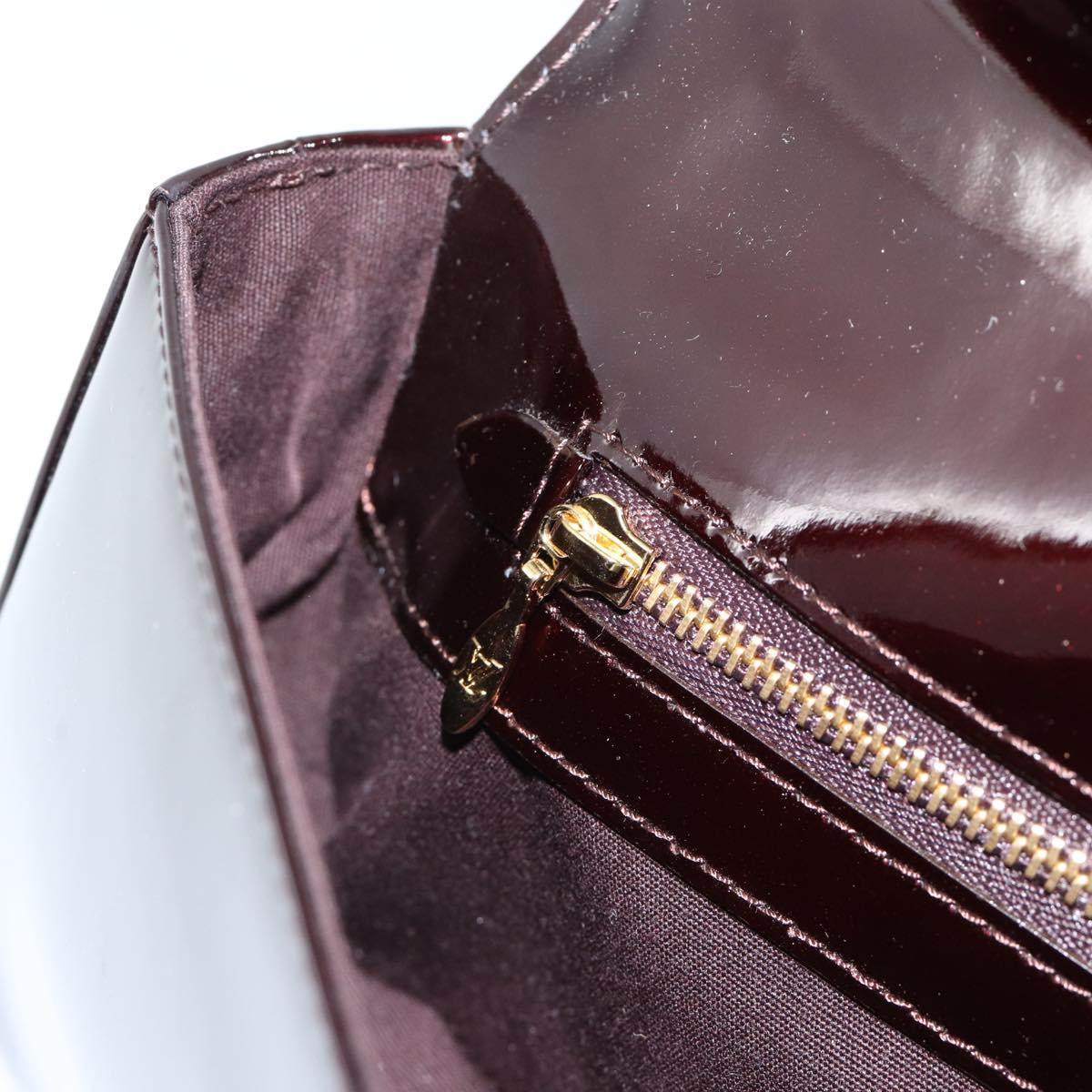 LOUIS VUITTON Vernis Pochette Sob Clutch Bag Amarante M93728 LV Auth gh2204