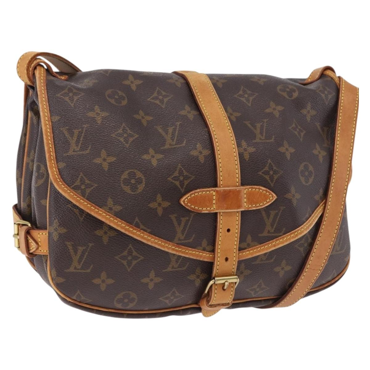 LOUIS VUITTON Monogram Saumur 30 Shoulder Bag M42256 LV Auth gh2291A