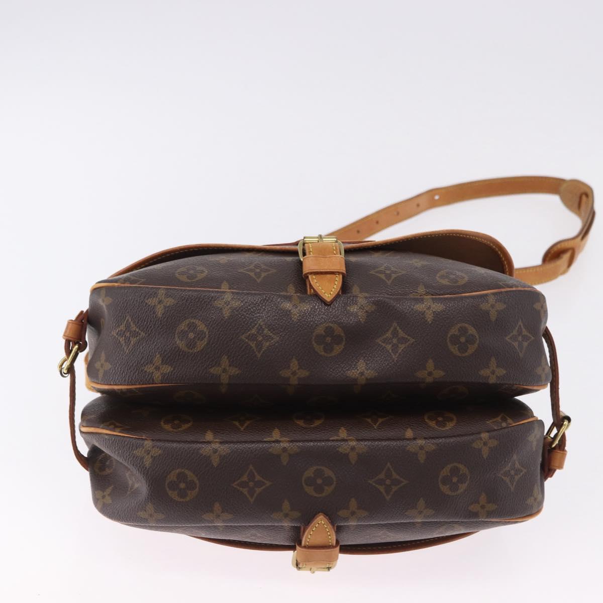 LOUIS VUITTON Monogram Saumur 30 Shoulder Bag M42256 LV Auth gh2291A