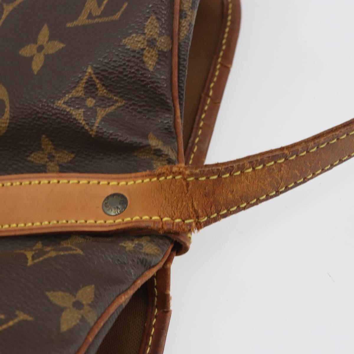 LOUIS VUITTON Monogram Saumur 30 Shoulder Bag M42256 LV Auth gh2324