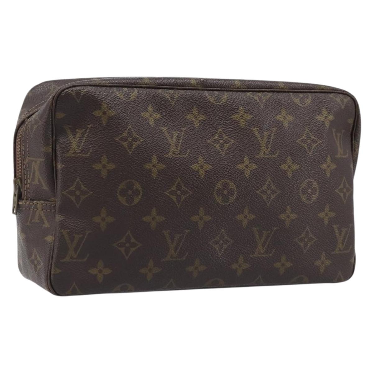 LOUIS VUITTON Monogram Trousse Toilette 28 Clutch Bag M47522 LV Auth gh2343