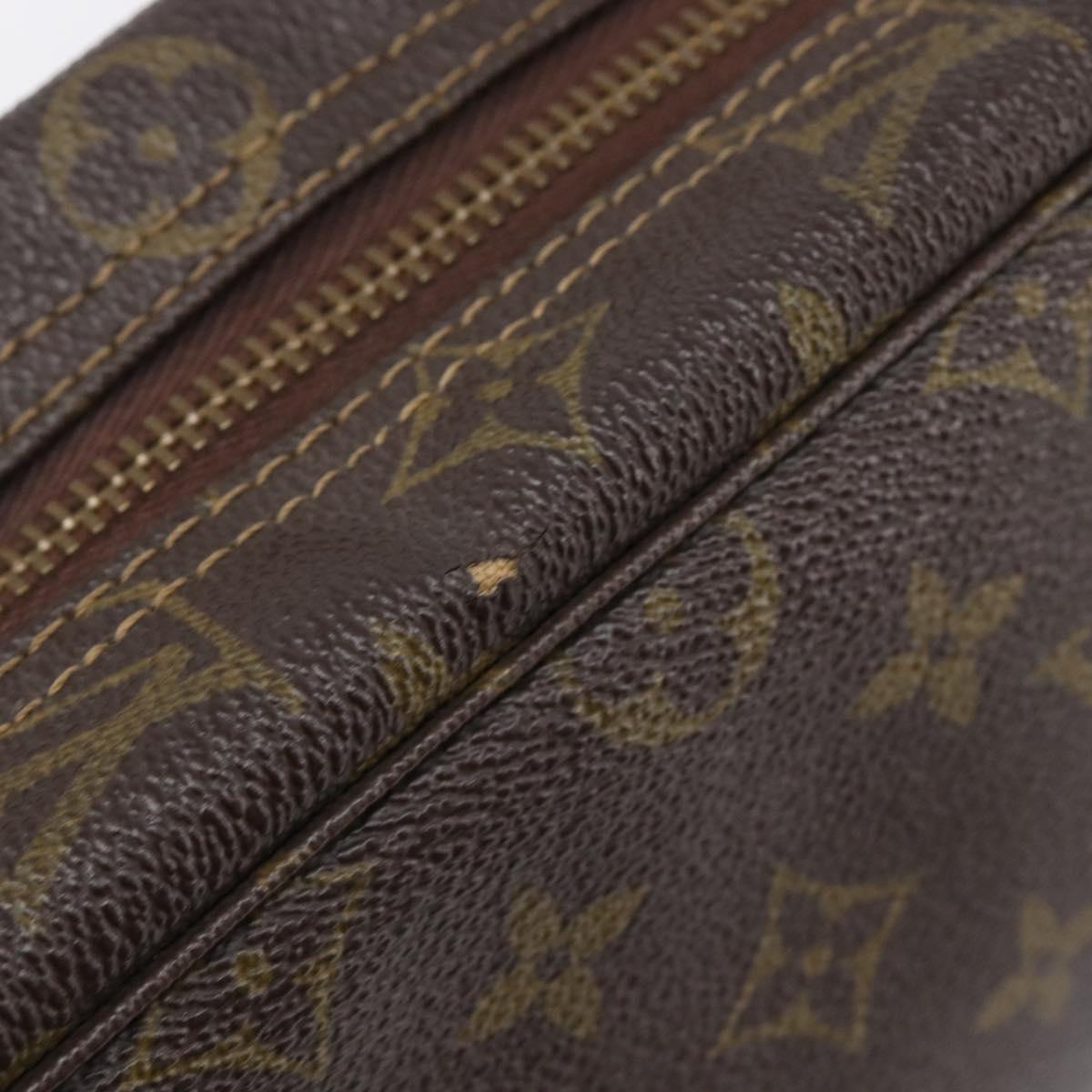 LOUIS VUITTON Monogram Trousse Toilette 28 Clutch Bag M47522 LV Auth gh2343