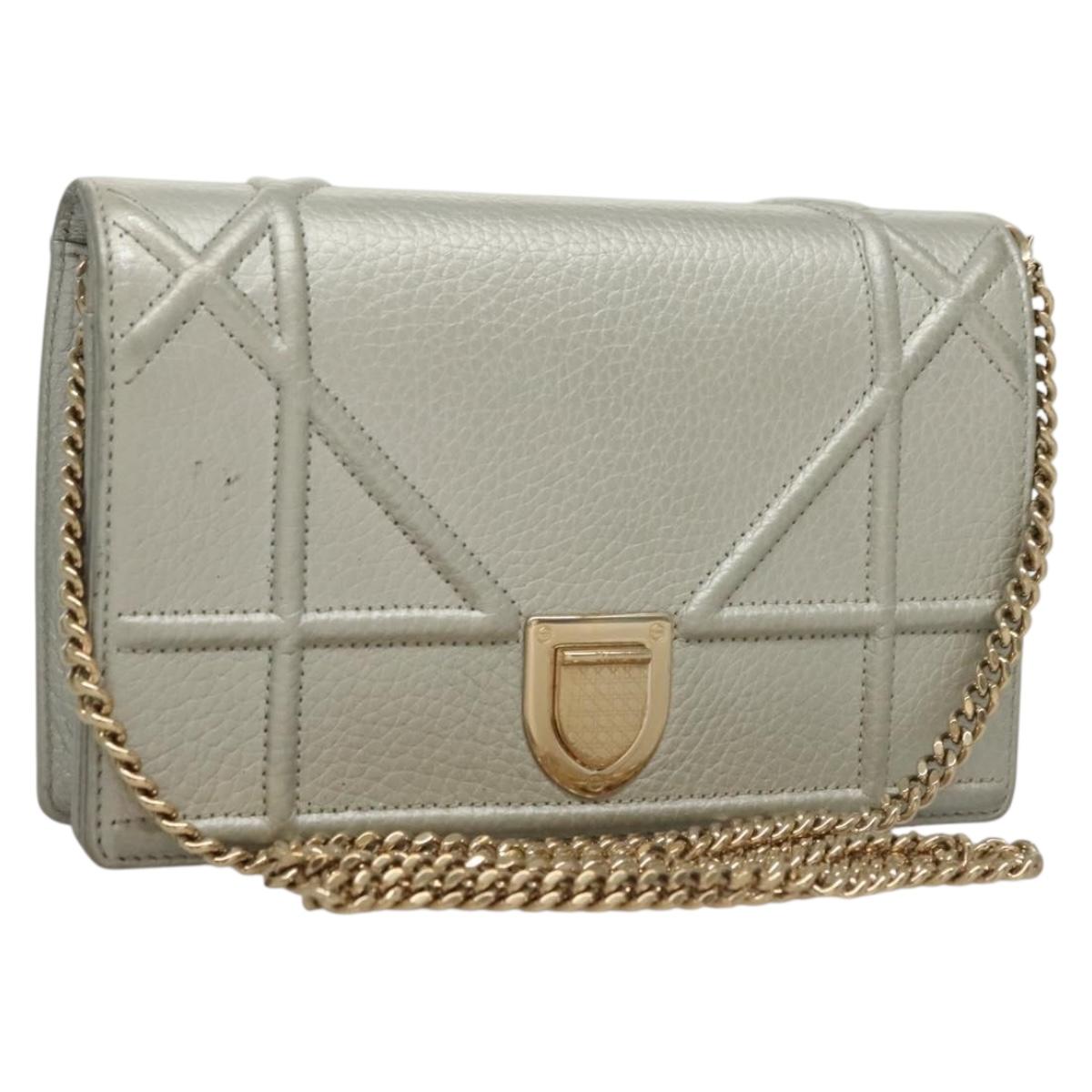 Christian Dior Diorama Chain Shoulder Bag Leather Silver Auth gh272