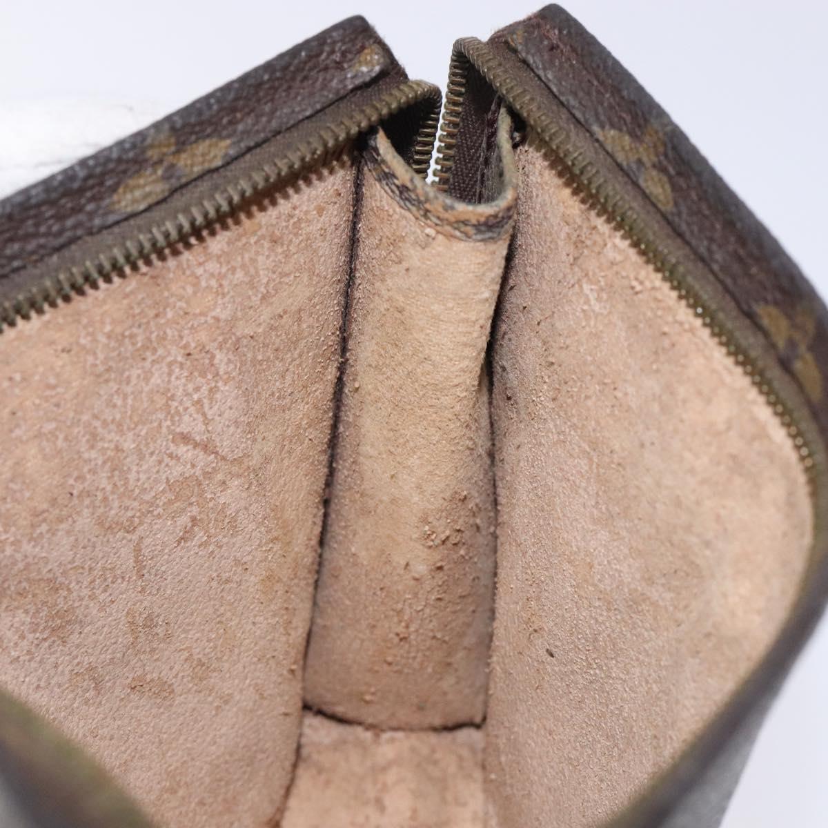 LOUIS VUITTON Monogram Poche Toilette 19 Pouch M47544 LV Auth gh466