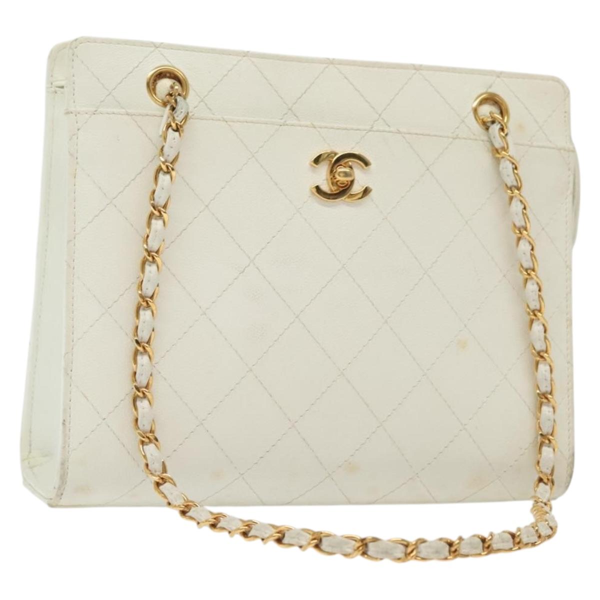 CHANEL Matelasse Chain Shoulder Bag Caviar Skin White Gold CC Auth gh580