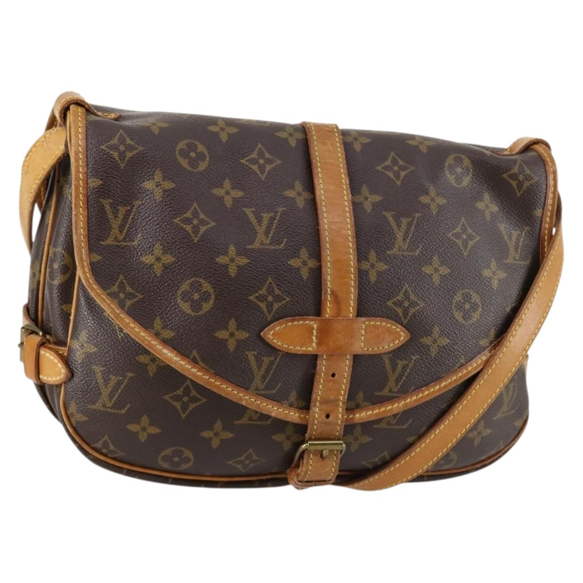 LOUIS VUITTON Monogram Saumur 30 Shoulder Bag M42256 LV Auth gh906