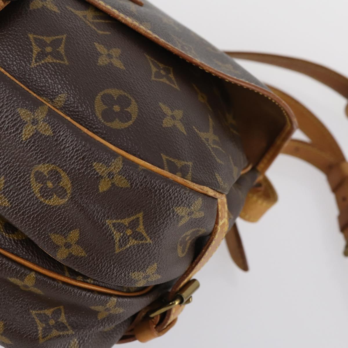 LOUIS VUITTON Monogram Saumur 30 Shoulder Bag M42256 LV Auth gh906