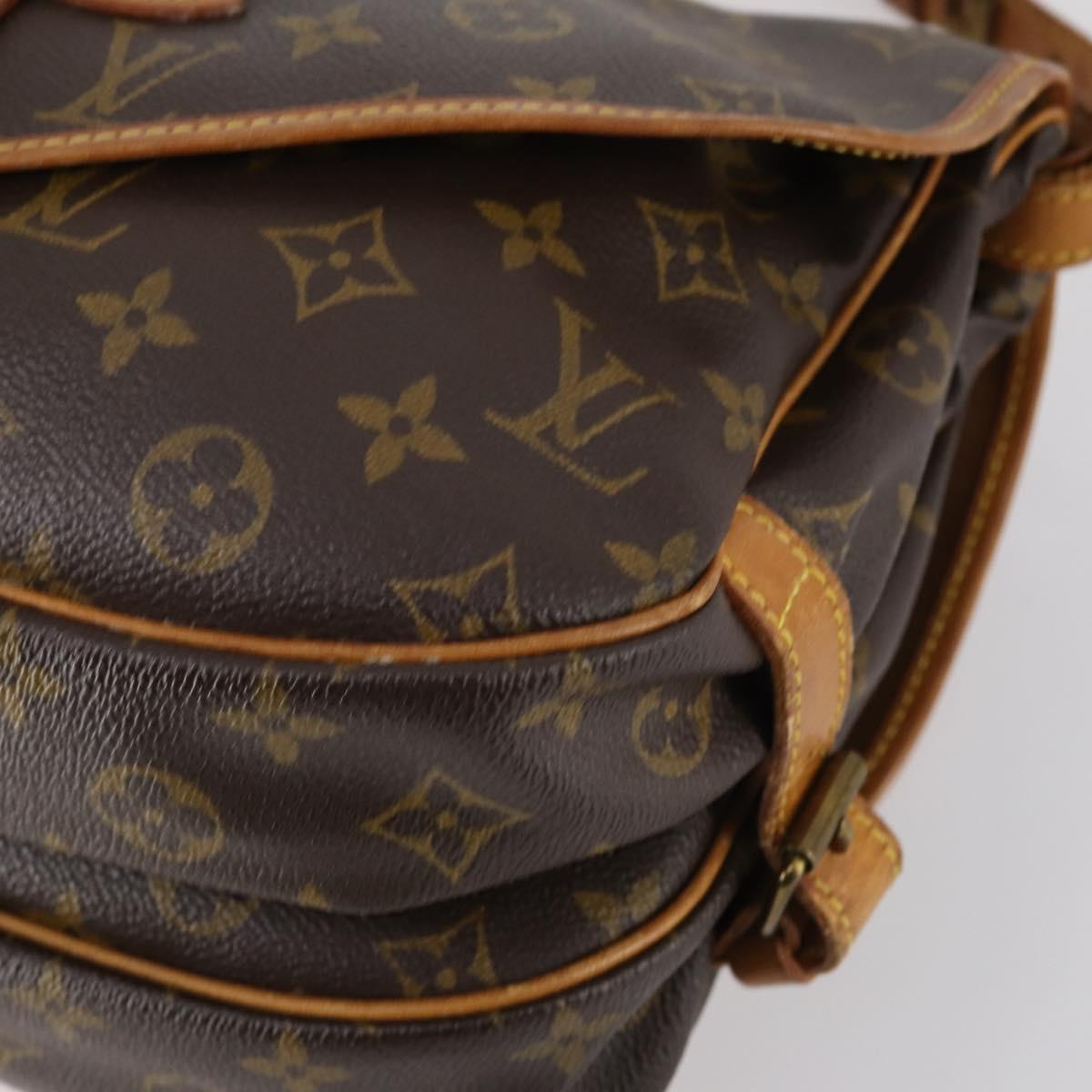 LOUIS VUITTON Monogram Saumur 30 Shoulder Bag M42256 LV Auth gh906