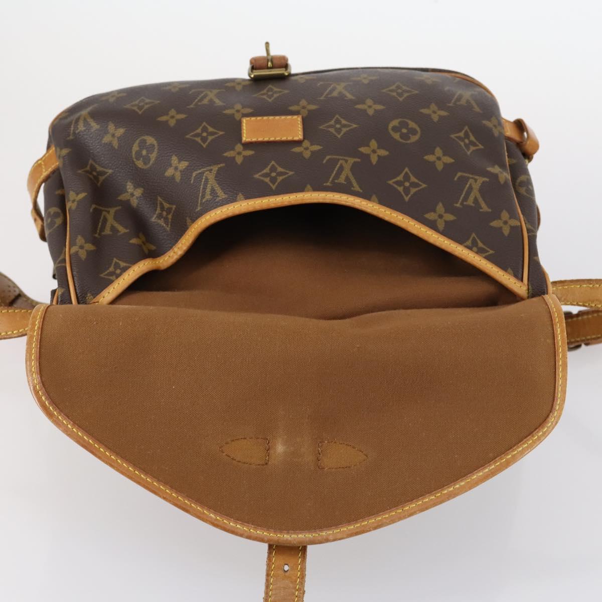 LOUIS VUITTON Monogram Saumur 30 Shoulder Bag M42256 LV Auth gh906