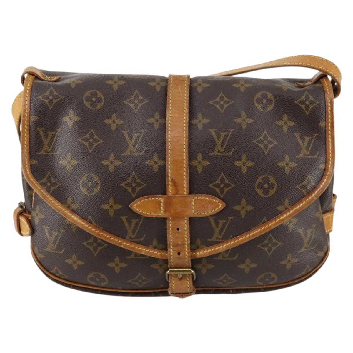 LOUIS VUITTON Monogram Saumur 30 Shoulder Bag M42256 LV Auth gh906