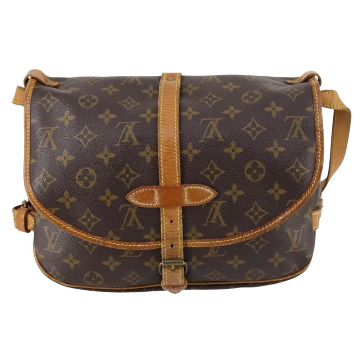 LOUIS VUITTON Monogram Saumur 30 Shoulder Bag M42256 LV Auth gh906