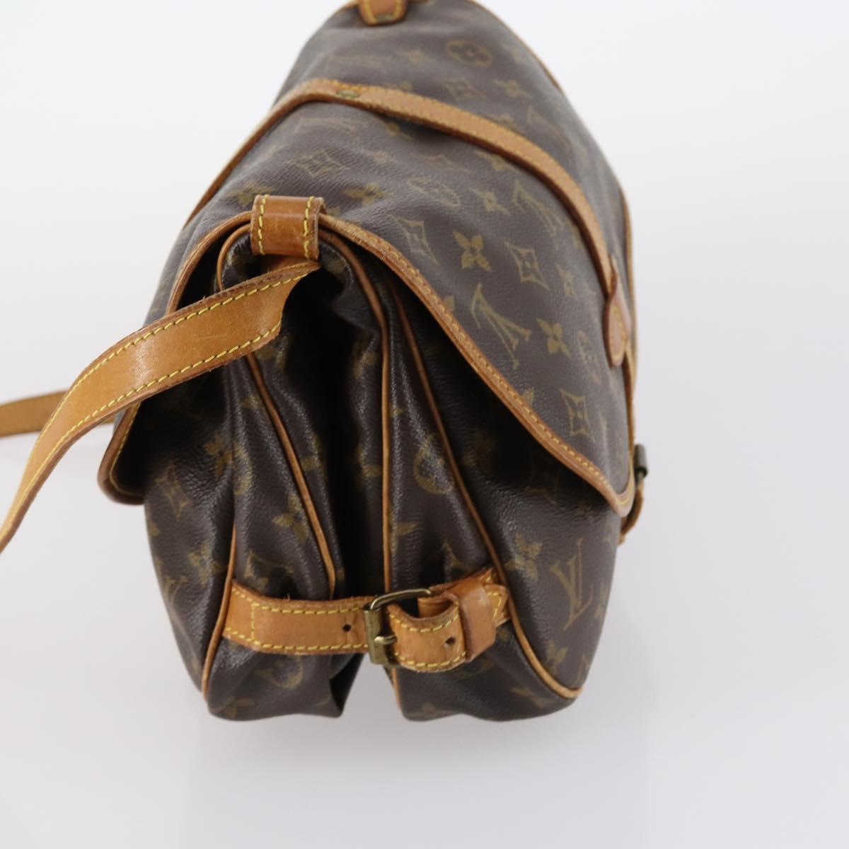 LOUIS VUITTON Monogram Saumur 30 Shoulder Bag M42256 LV Auth gh906
