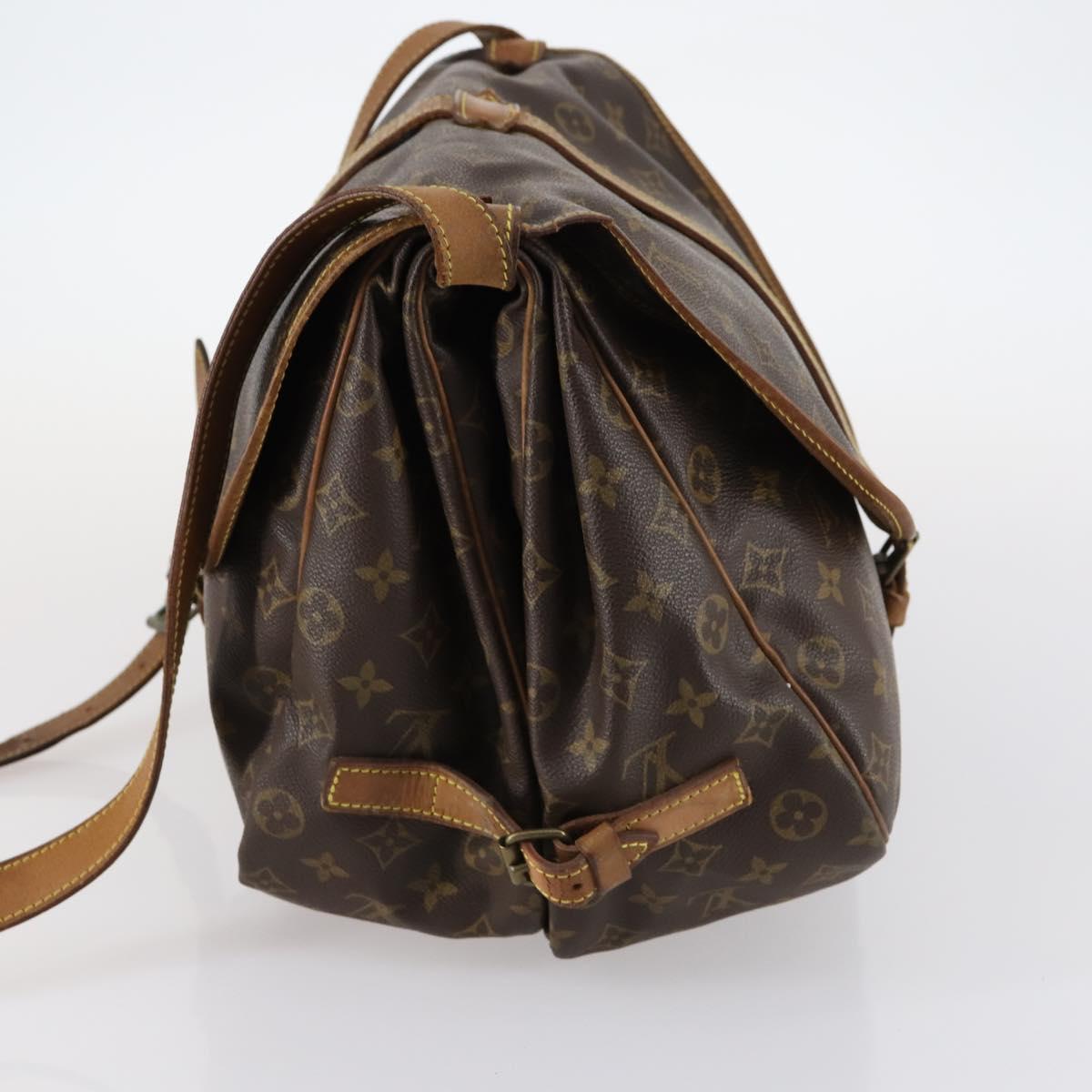 LOUIS VUITTON Monogram Saumur 35 Shoulder Bag M42254 LV Auth gh978