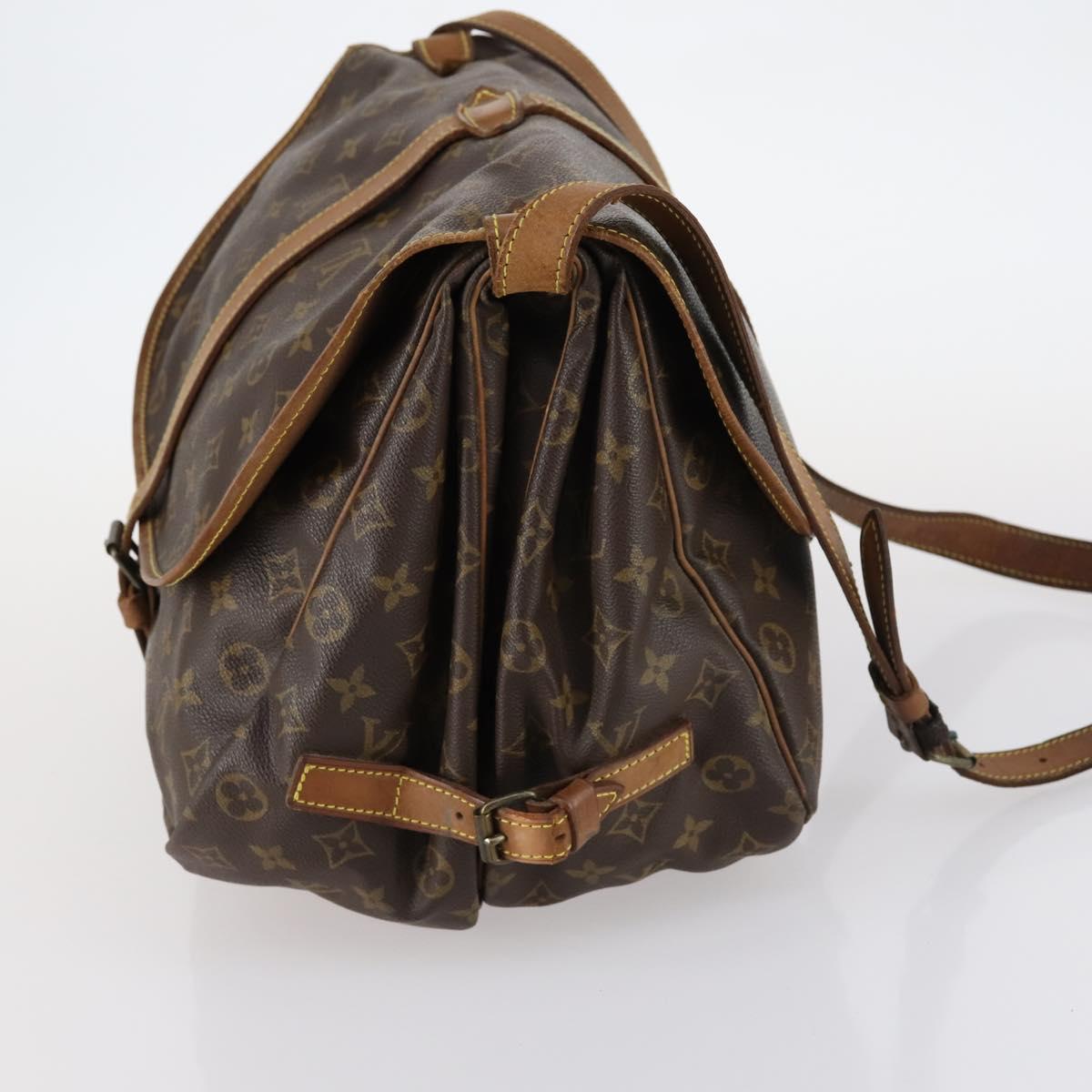 LOUIS VUITTON Monogram Saumur 35 Shoulder Bag M42254 LV Auth gh978