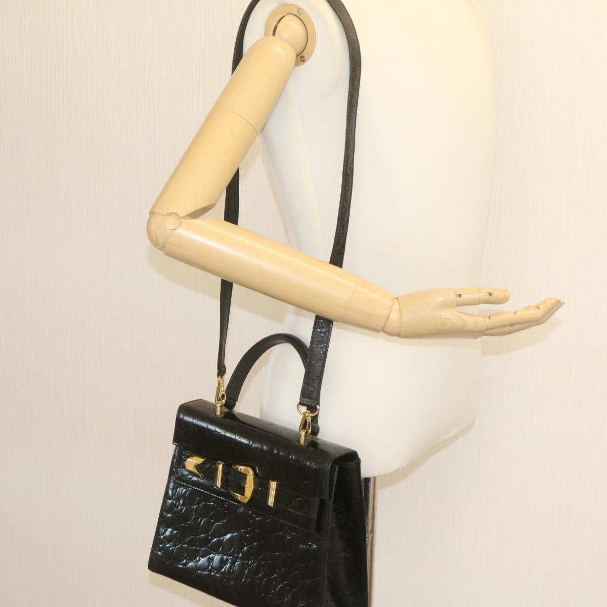 Gianni Versace Shoulder Hand Bag 2Way Leather Black Auth am1133g