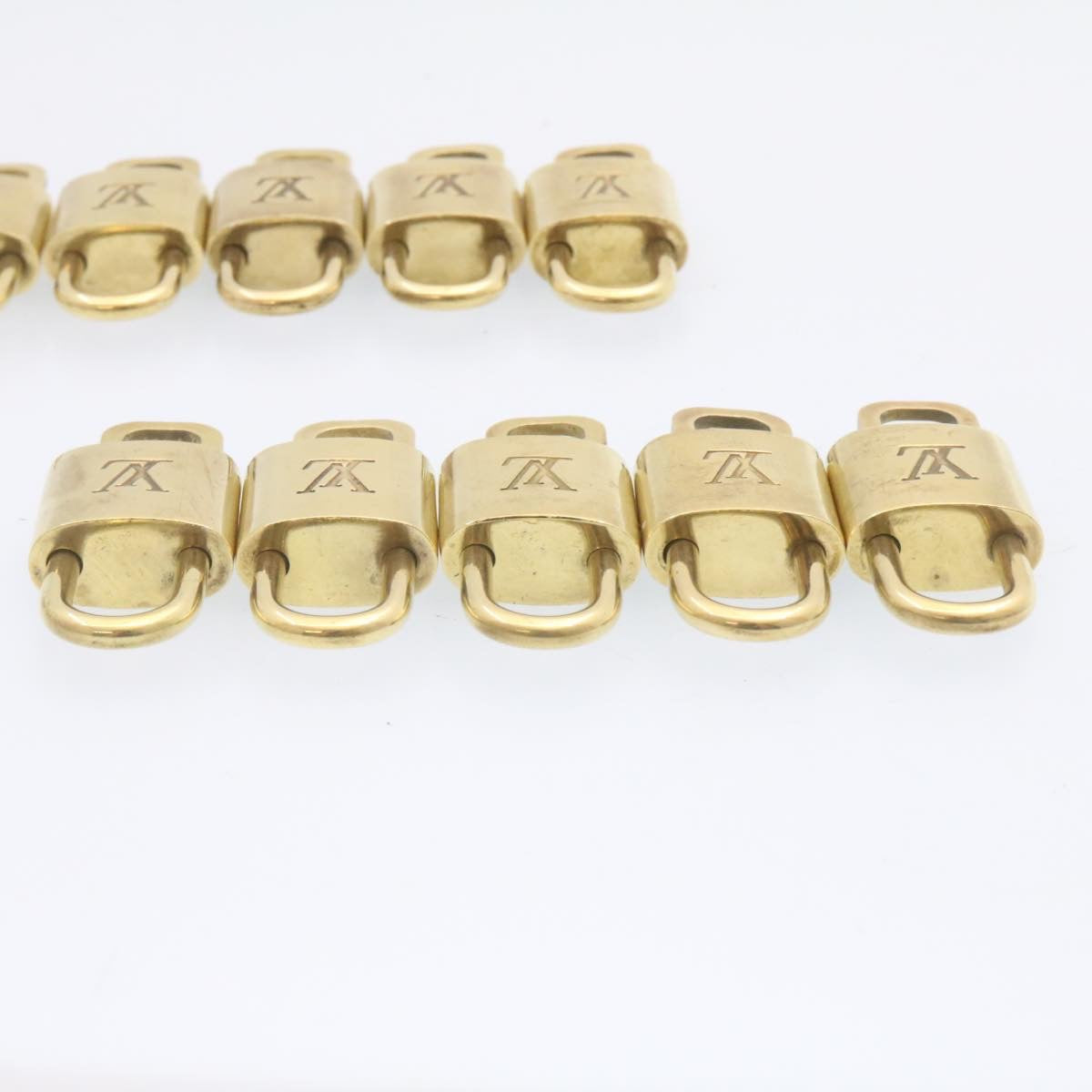 LOUIS VUITTON Padlock 10set Padlock Gold Tone LV Auth am1295g