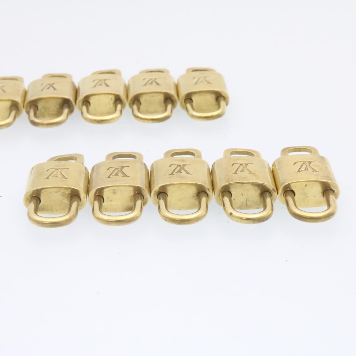 LOUIS VUITTON Padlock 10set Padlock Gold Tone LV Auth am1303g