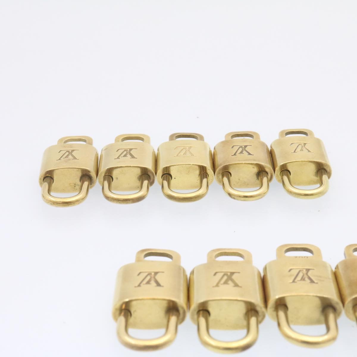 LOUIS VUITTON Padlock 10set Padlock Gold Tone LV Auth am1305g