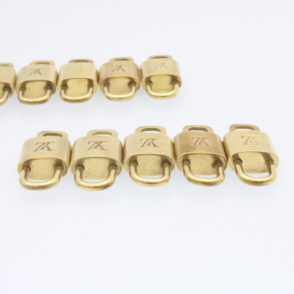 LOUIS VUITTON Padlock 10set Padlock Gold Tone LV Auth am1305g