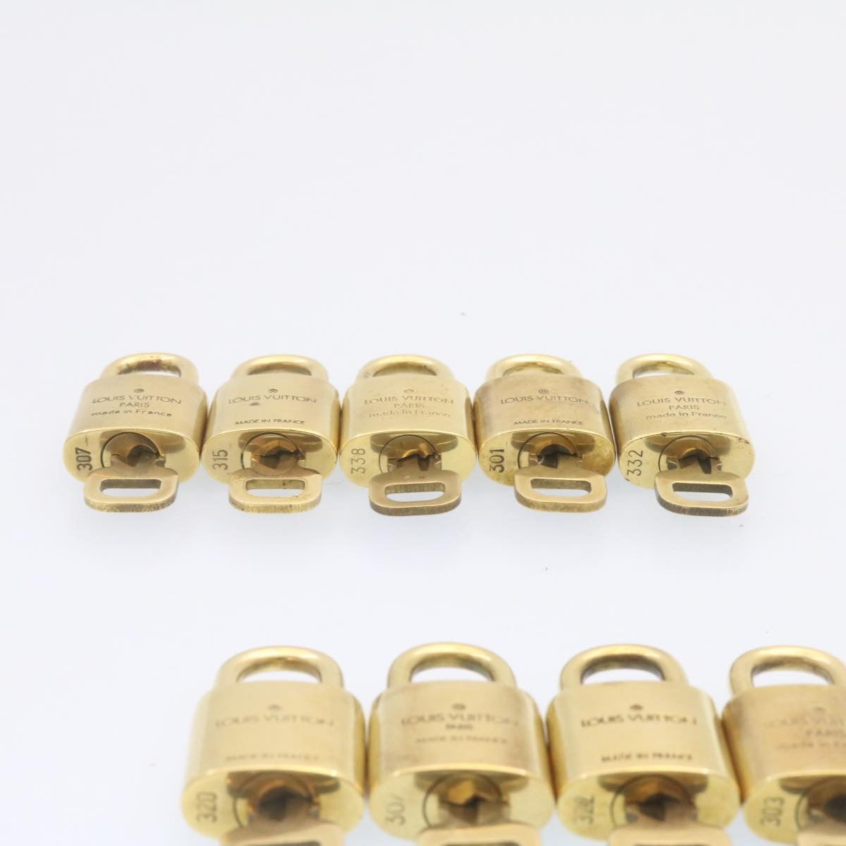 LOUIS VUITTON Padlock 10set Padlock Gold Tone LV Auth am1305g