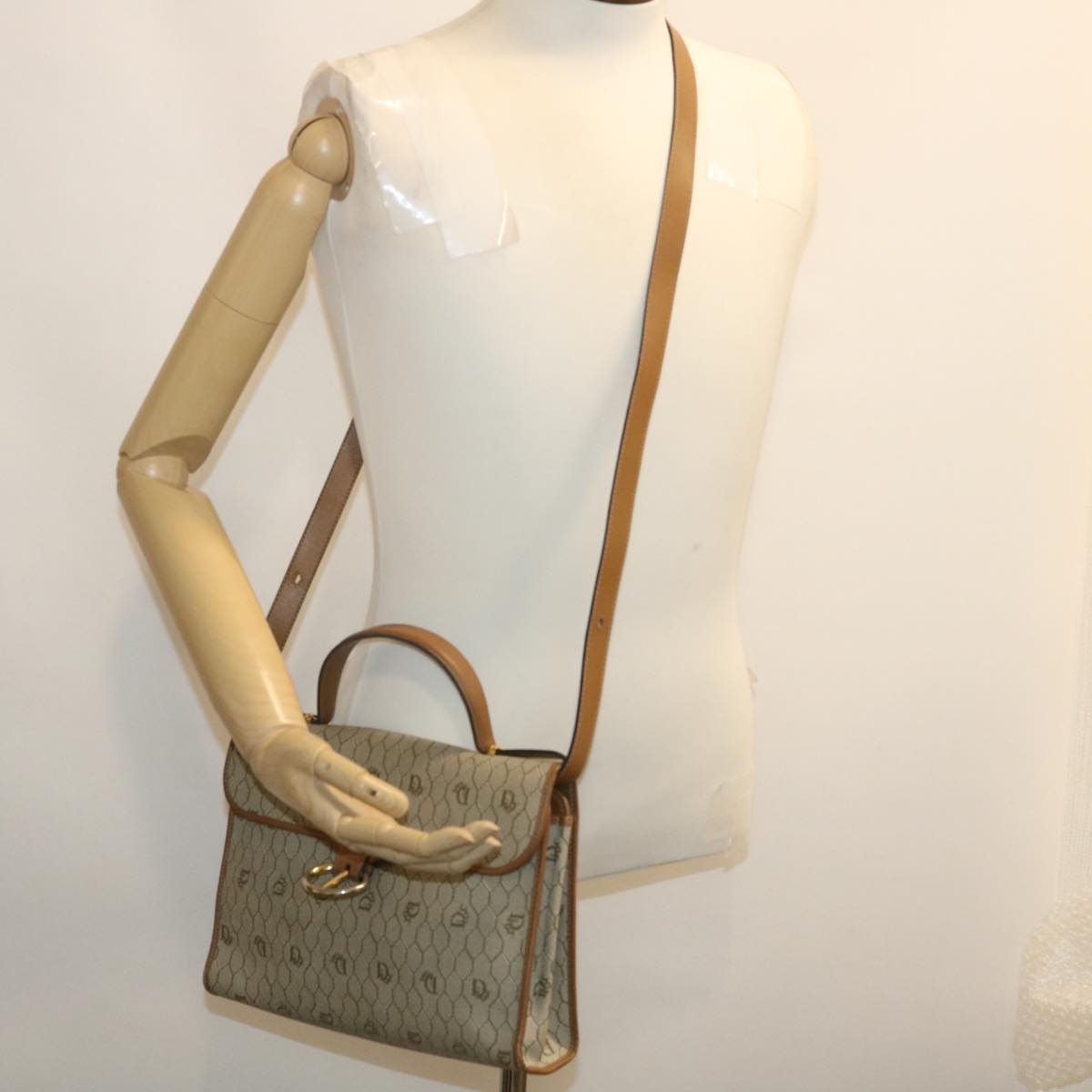 Christian Dior Honeycomb Canvas Hand Bag PVC Leather 2way Beige Auth am2383g
