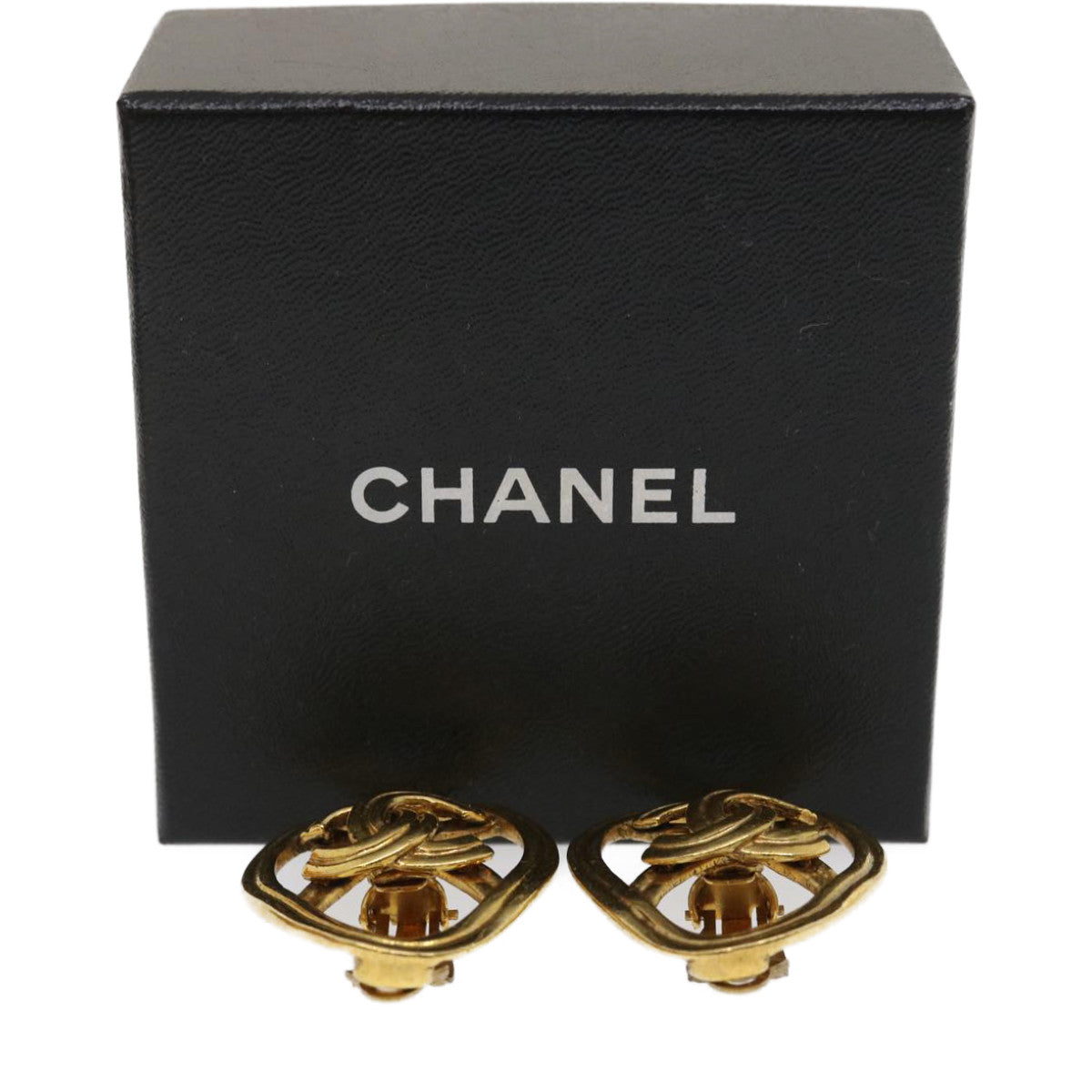 CHANEL COCO Mark Clip-on Earring Gold Tone CC Auth am2421gA