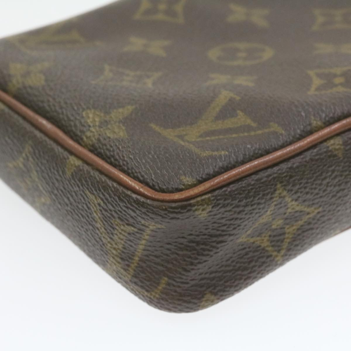 LOUIS VUITTON Monogram Mini Poche Shoulder Bag No.202 LV Auth am661g