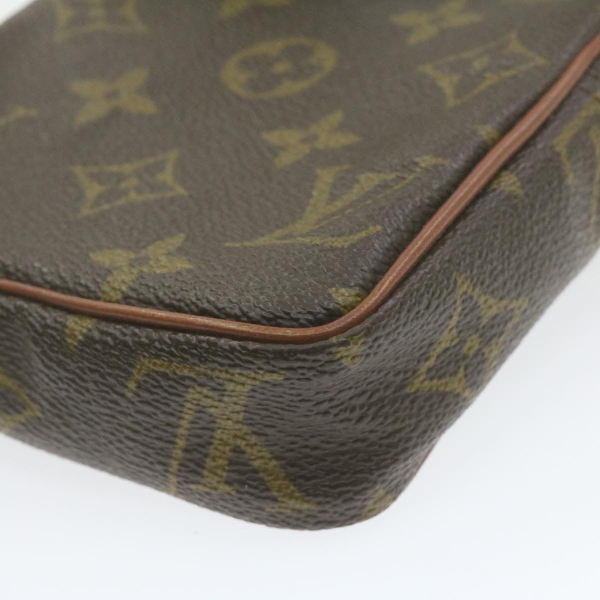 LOUIS VUITTON Monogram Mini Posh Shoulder Bag No.202 LV Auth am788g