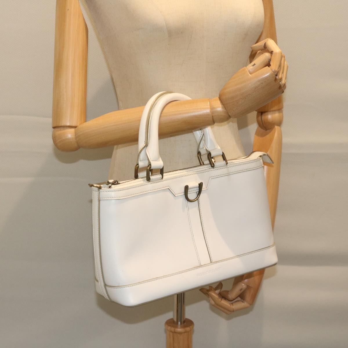 BURBERRY Hand Bag Leather White Auth hk1017