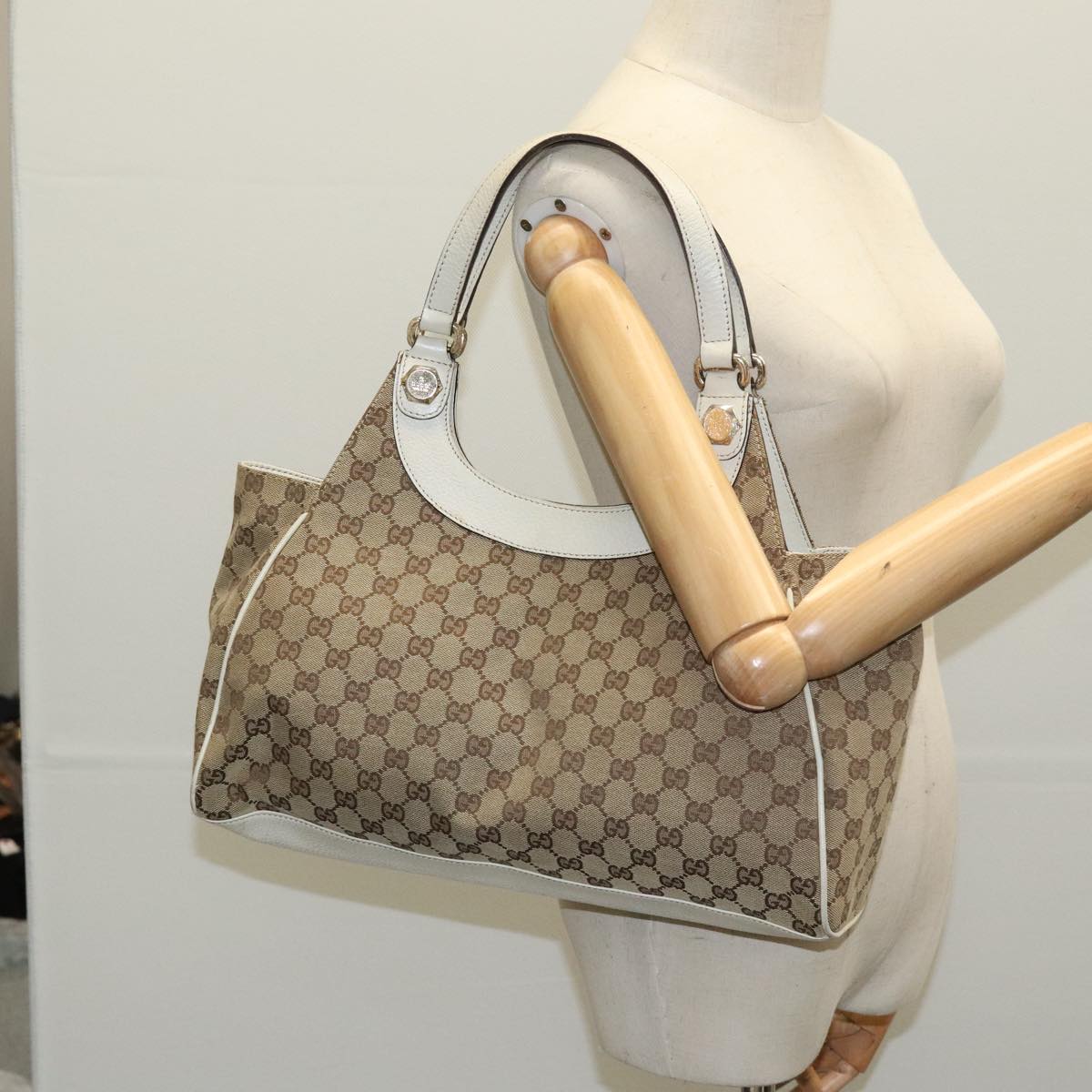 GUCCI GG Canvas Tote Bag Beige Gold 154981 Auth hk1722