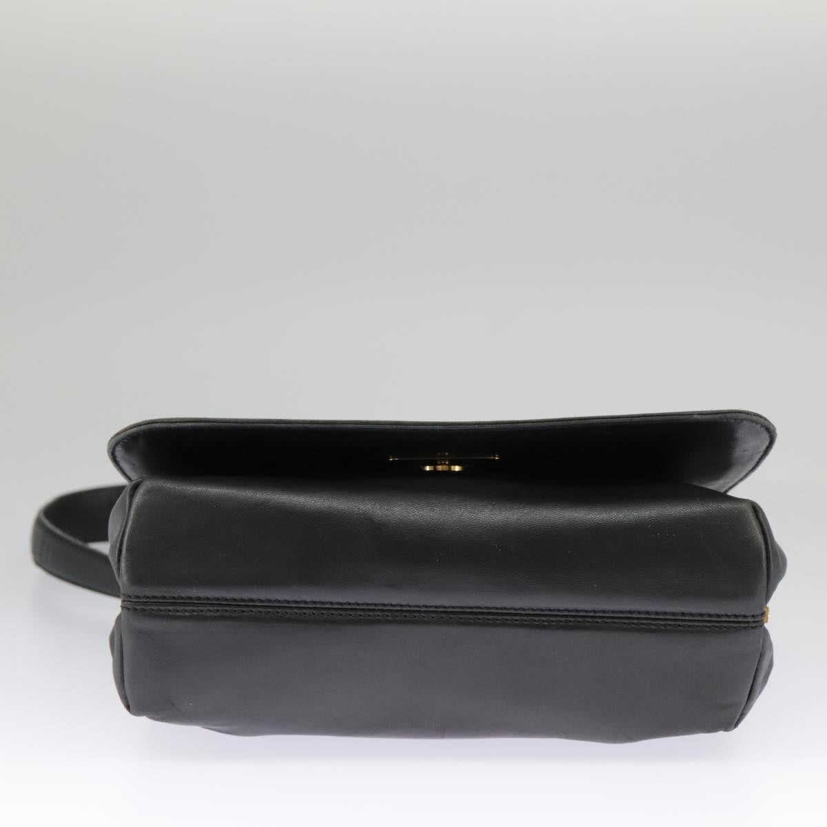 Salvatore Ferragamo Shoulder Bag Leather Black Gold Auth hk1733