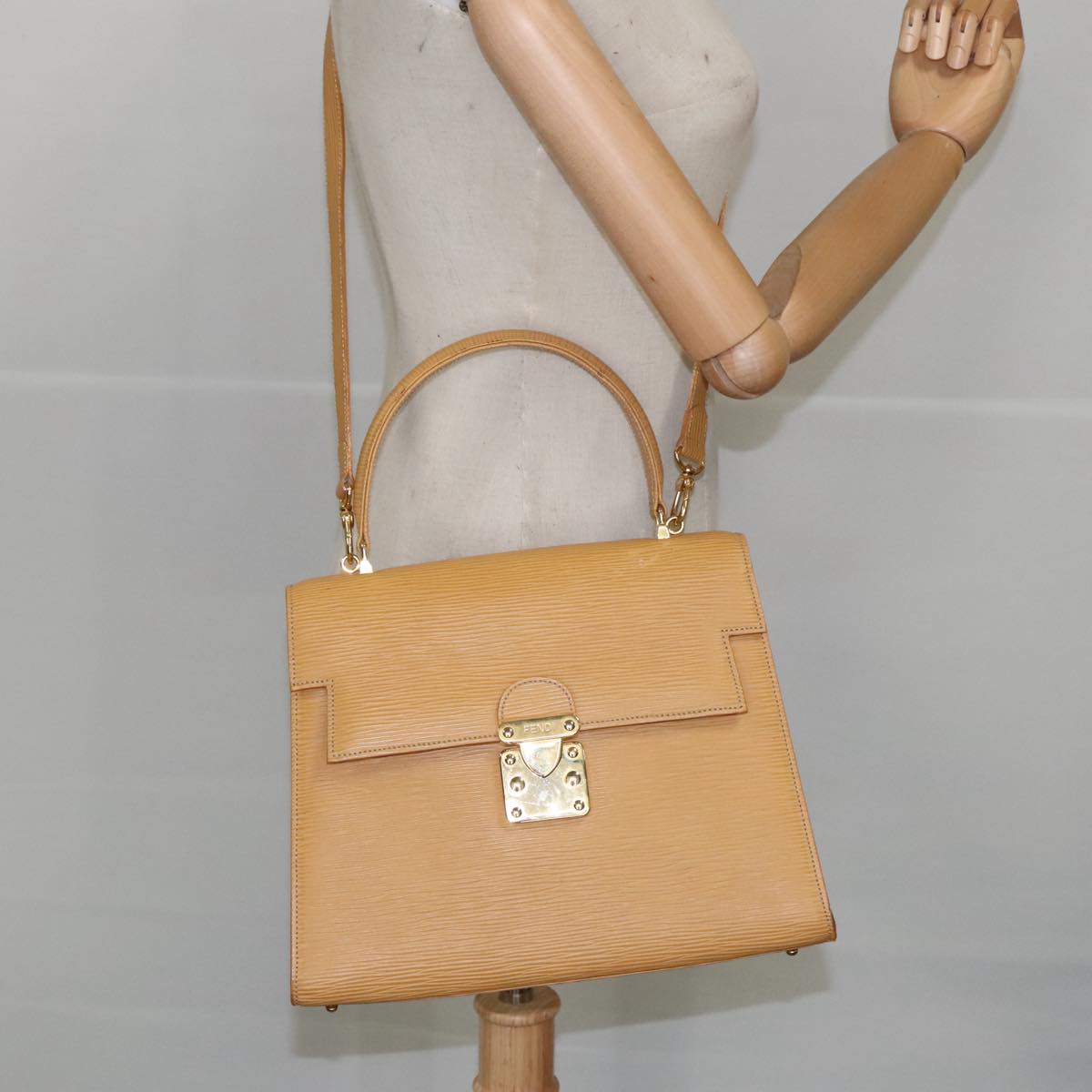 FENDI Hand Bag Leather 2way Beige Gold Auth hk1781