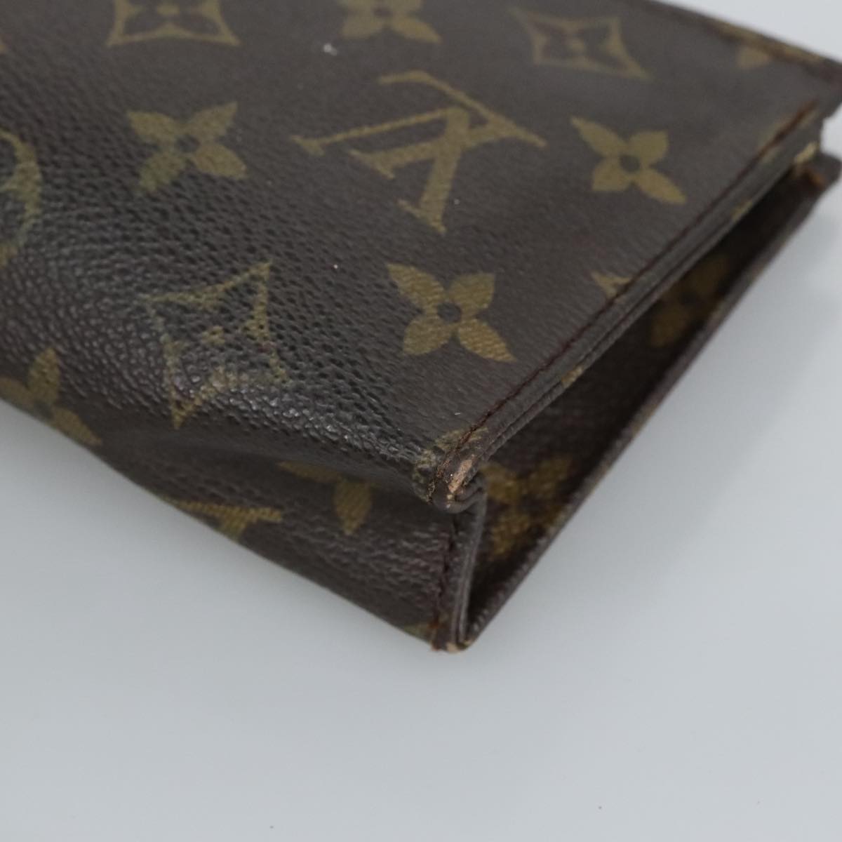 LOUIS VUITTON Monogram Poche Toilette 15 Pouch M47546 LV Auth hk1859