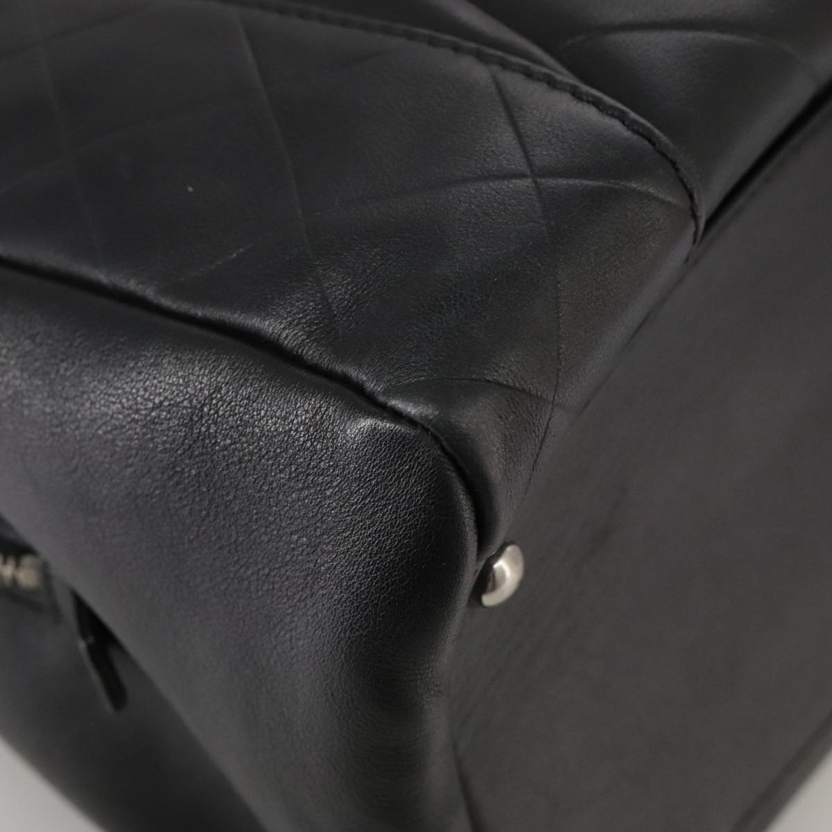 CHANEL V Stitch Hand Bag Leather Black Silver CC Auth hk1897V