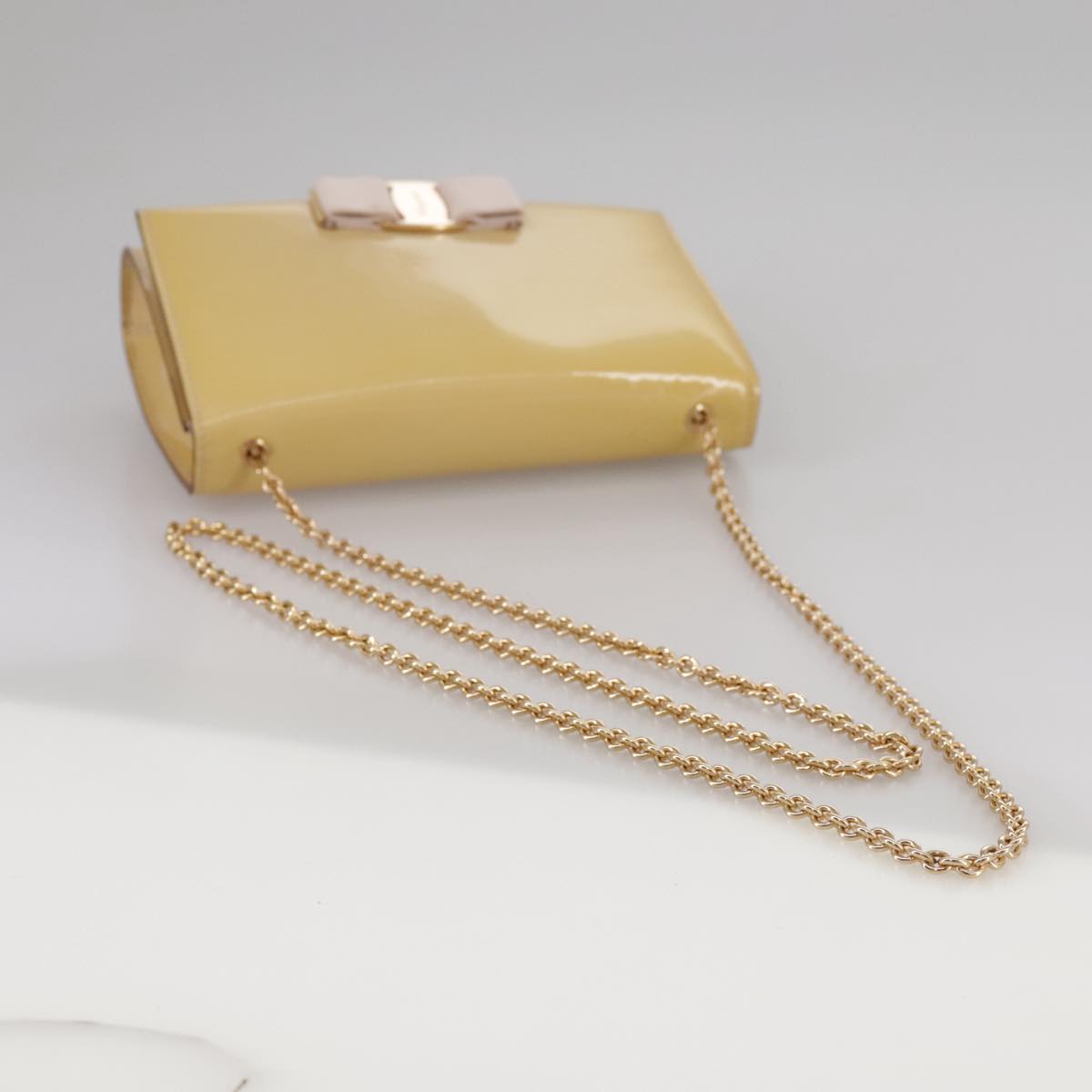 Salvatore Ferragamo Chain Shoulder Bag Enamel Yellow Auth hk1961