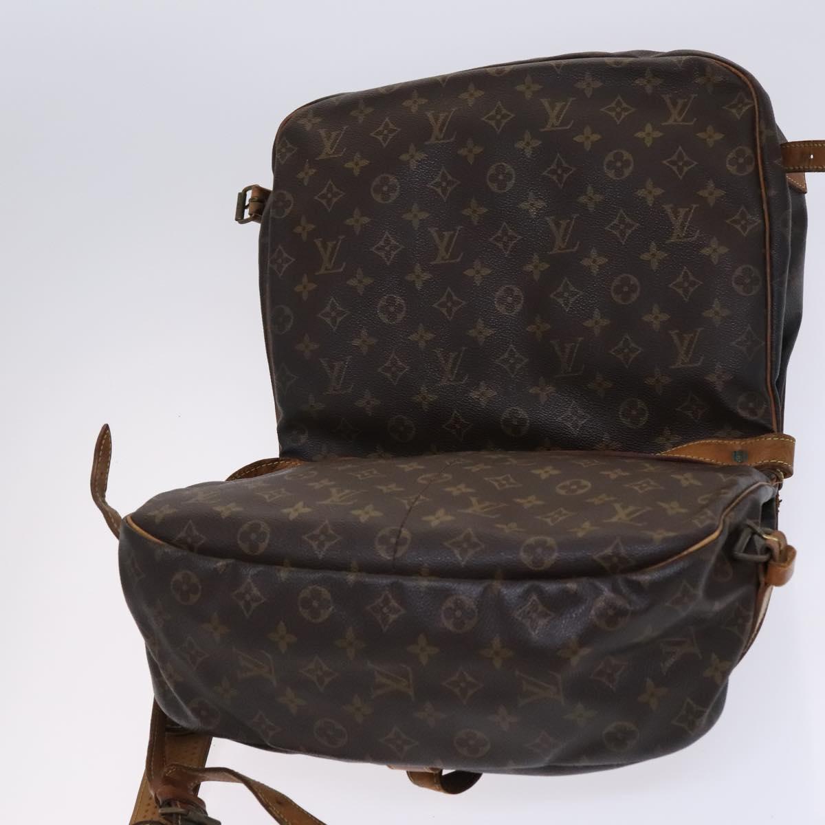 LOUIS VUITTON Monogram Saumur 35 Shoulder Bag M42254 LV Auth hk2284