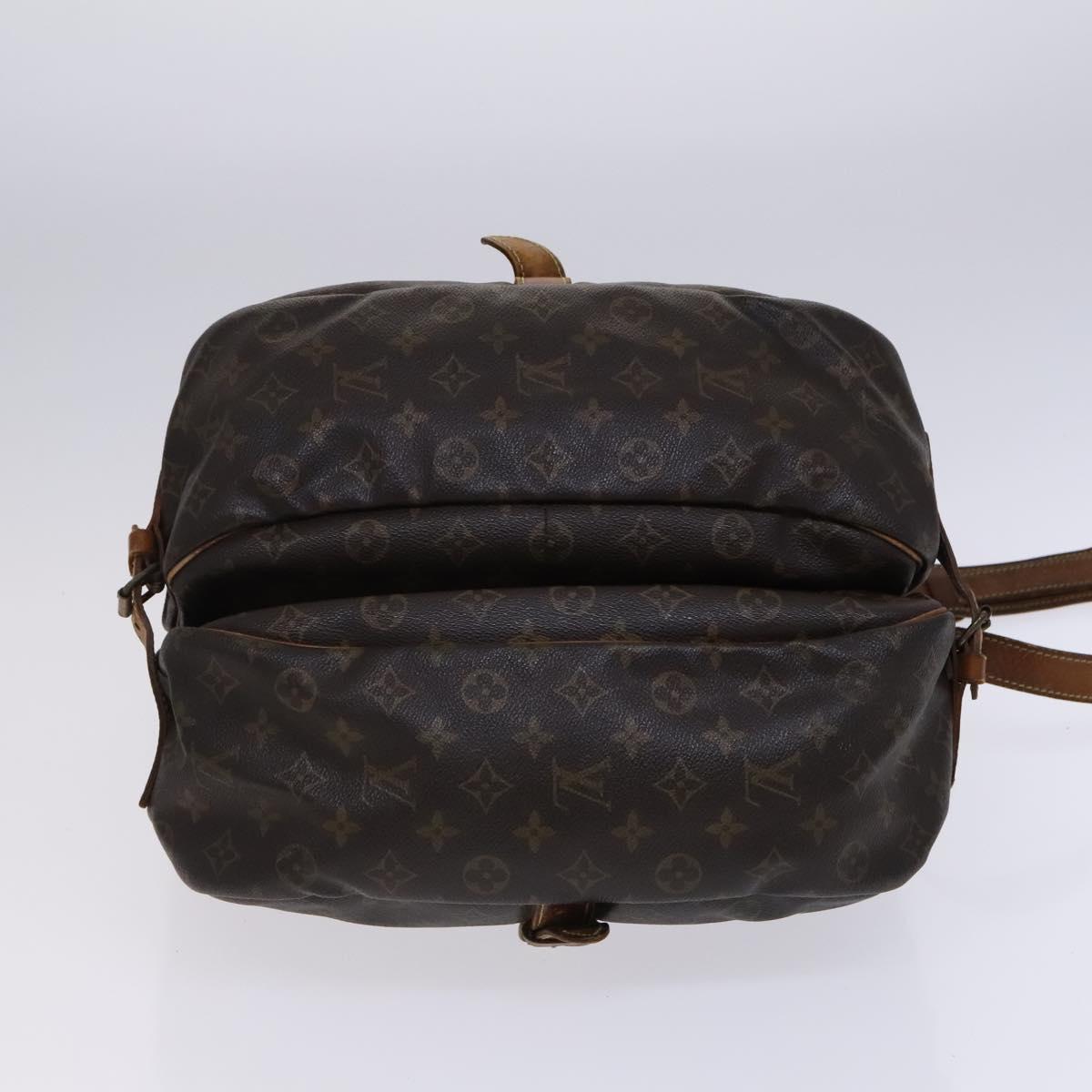 LOUIS VUITTON Monogram Saumur 35 Shoulder Bag M42254 LV Auth hk2284