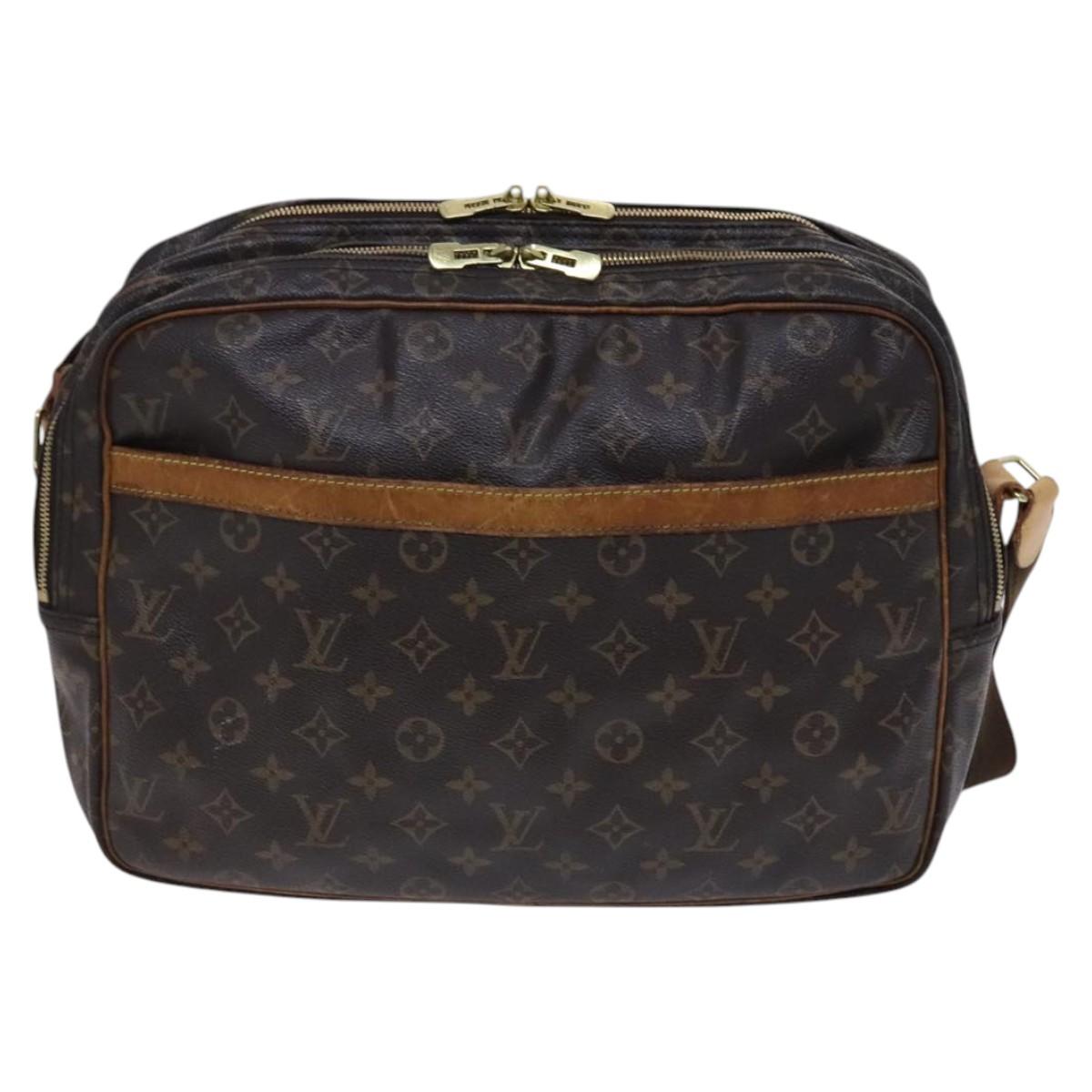 LOUIS VUITTON Monogram Reporter GM Shoulder Bag M45252 LV Auth hk2306