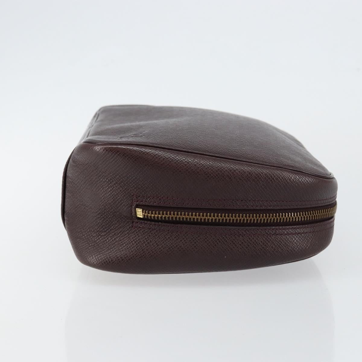 LOUIS VUITTON Taiga Trousse Toilette GM Clutch Bag Acajou M30216 LV Auth hk3146