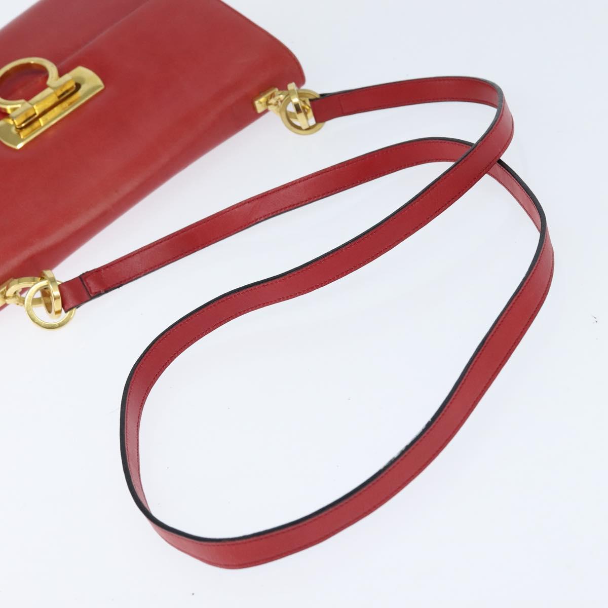 Salvatore Ferragamo Gancini Shoulder Bag Leather Red Gold Auth hk3177